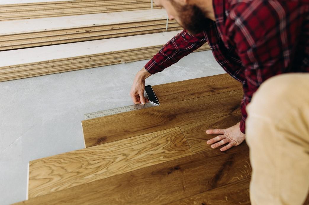 installing vinyl flooring